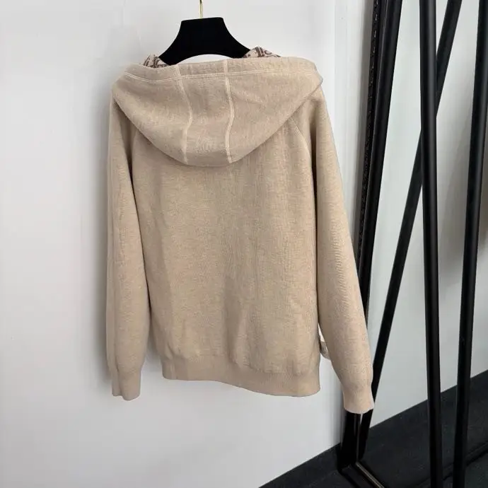 Christian Dior Cardigan — Photo 5