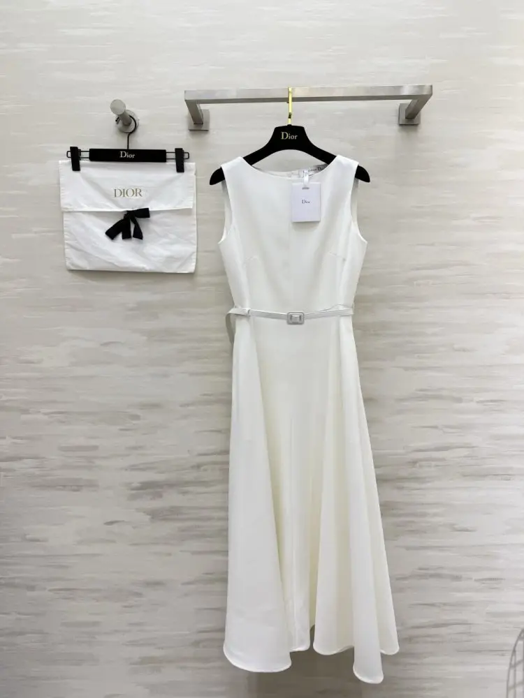 Christian Dior — Classical dress A-silhouette