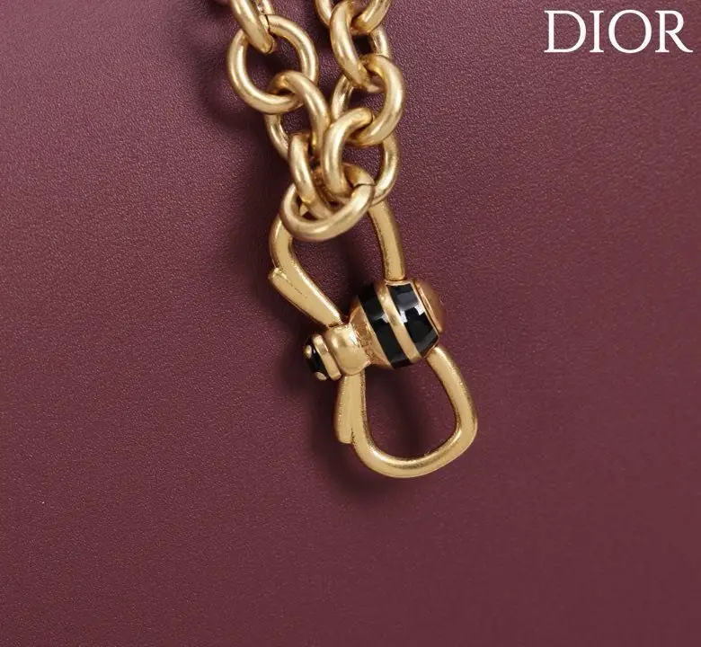 Christian Dior Клатч Dior Médaillon 26 см — Фото 3