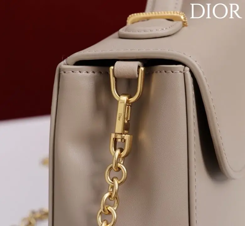 Christian Dior Клатч Dior Médaillon 26 см — Фото 3