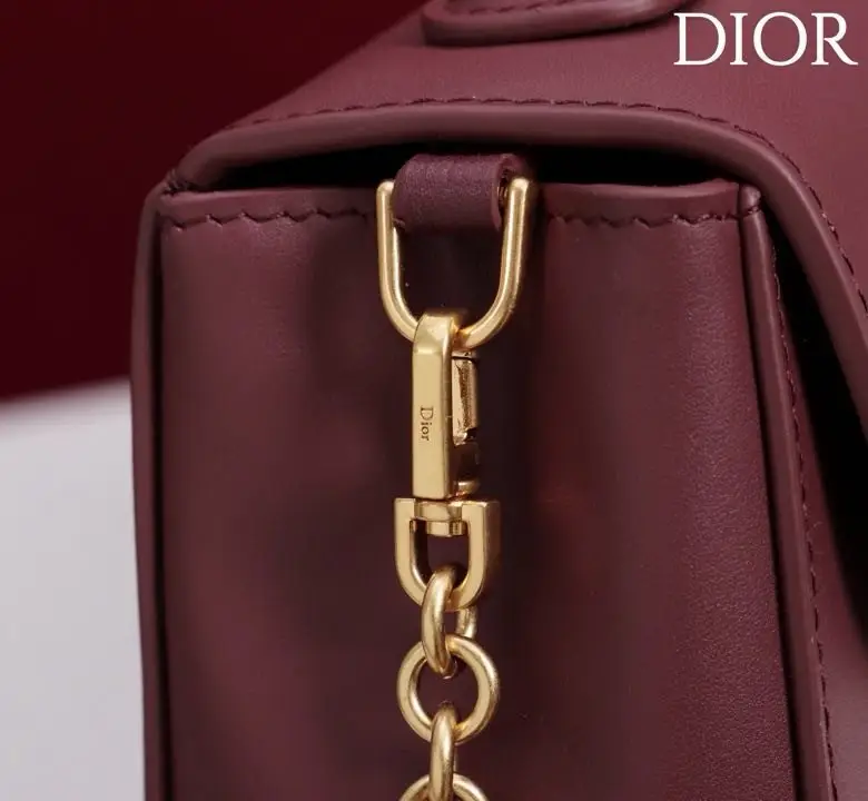 Christian Dior Клатч Dior Médaillon 26 см — Фото 4