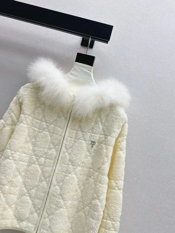 Christian Dior Пальто с воротником из лисьего меха — Фото 4
