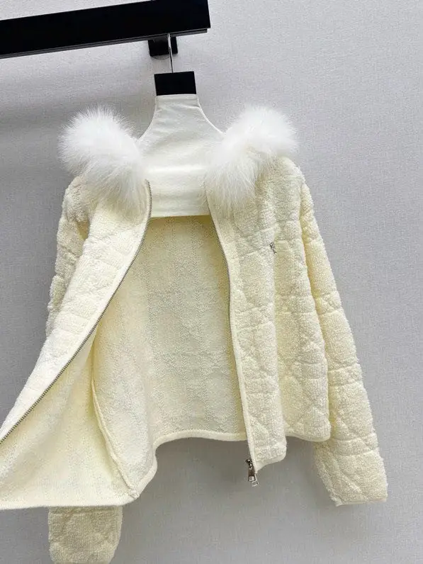 Christian Dior Пальто с воротником из лисьего меха — Фото 5