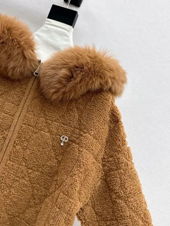Christian Dior Пальто с воротником из лисьего меха — Фото 5