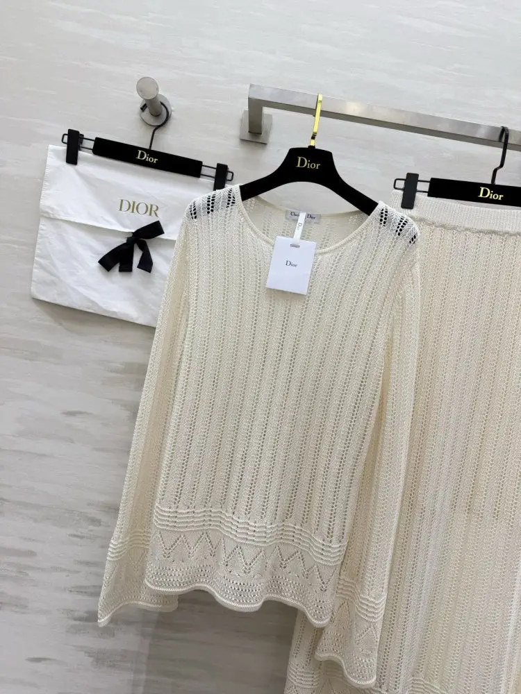 Christian Dior Costume female — Photo 3