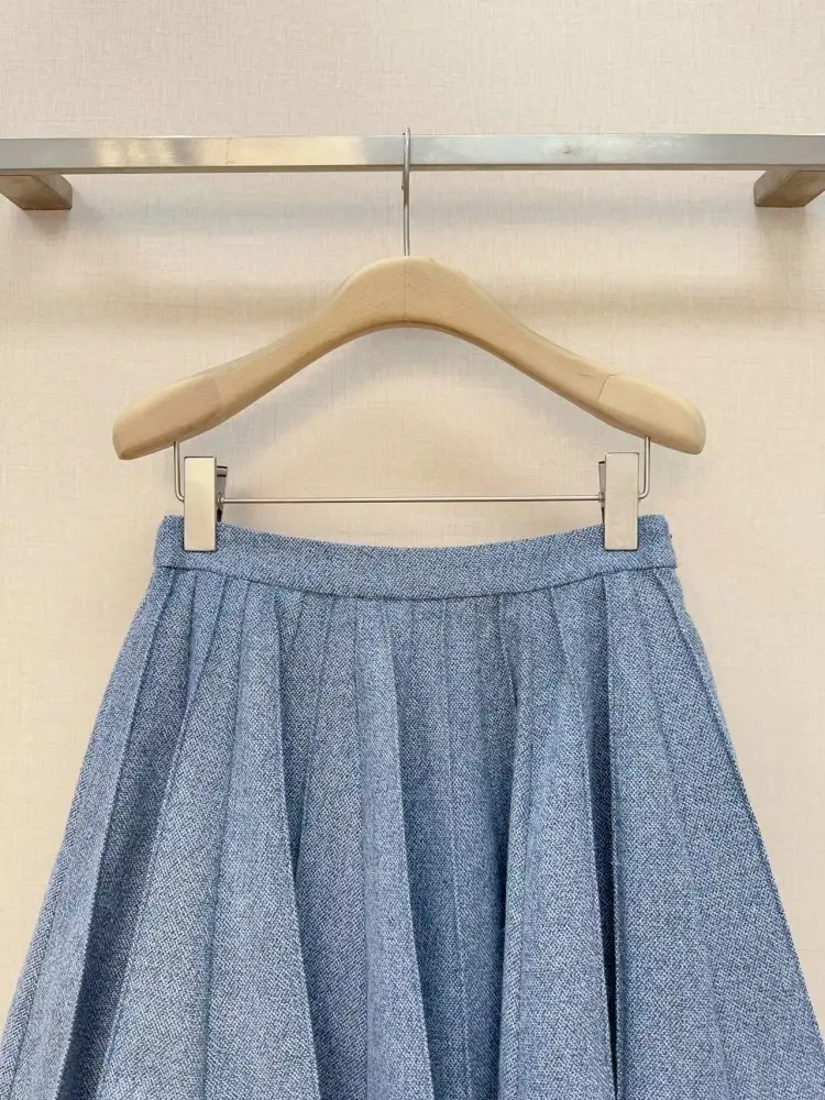 Christian Dior Costume female — Photo 4