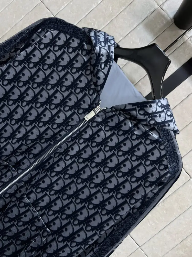 Christian Dior Costume female — Photo 4