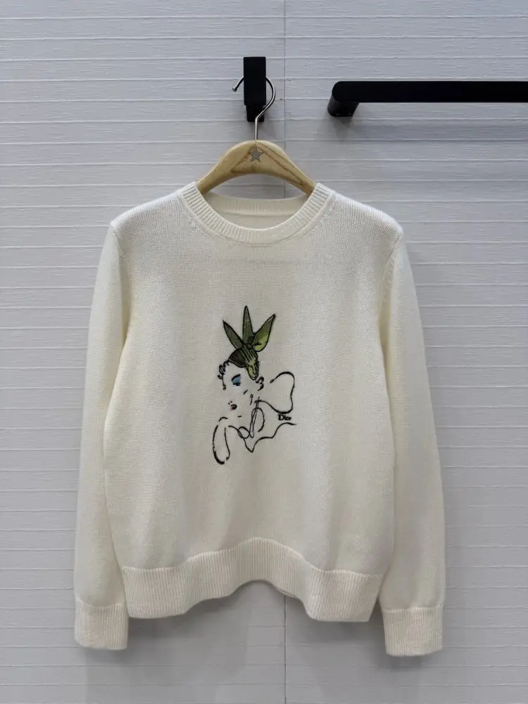 Christian Dior — Cвитер of cashmere female