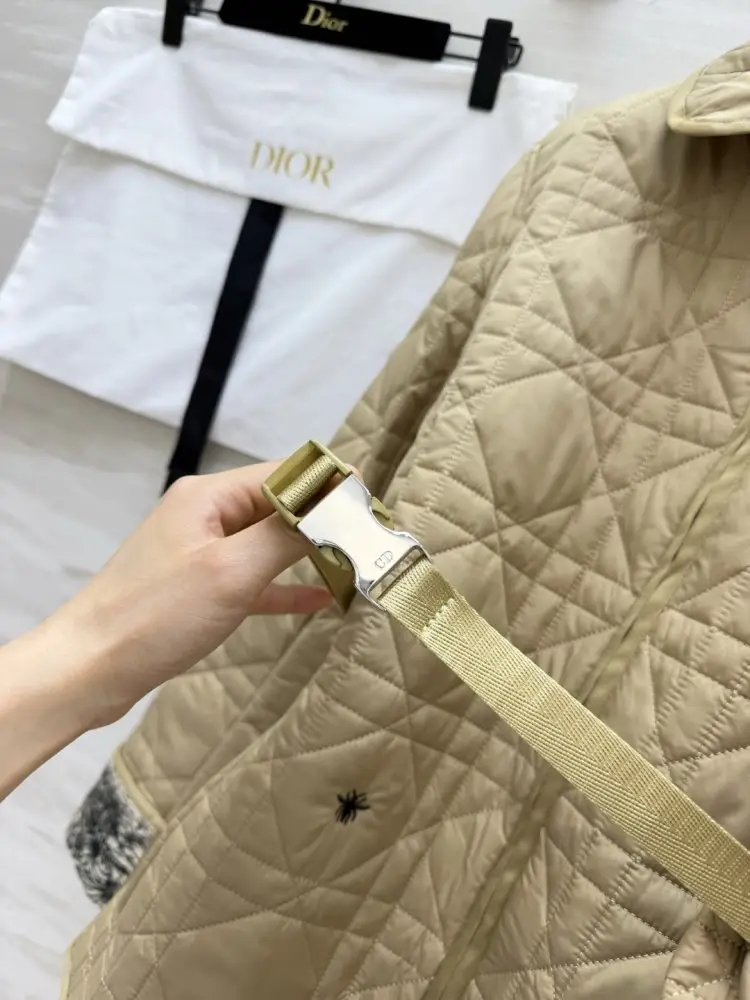 Christian Dior Куртка жіноча — Фото 2