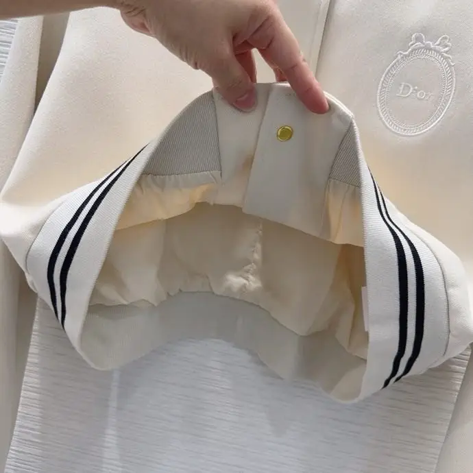 Christian Dior Куртка жіноча — Фото 2