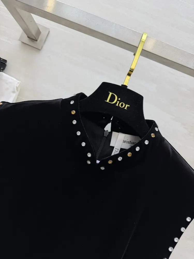 Christian Dior Maxi-dress of velvet with rhinestones — Photo 3