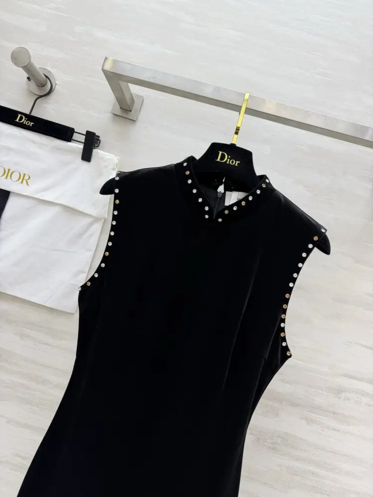 Christian Dior Maxi-dress of velvet with rhinestones — Photo 5