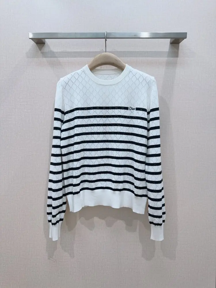 Christian Dior — Pullover female