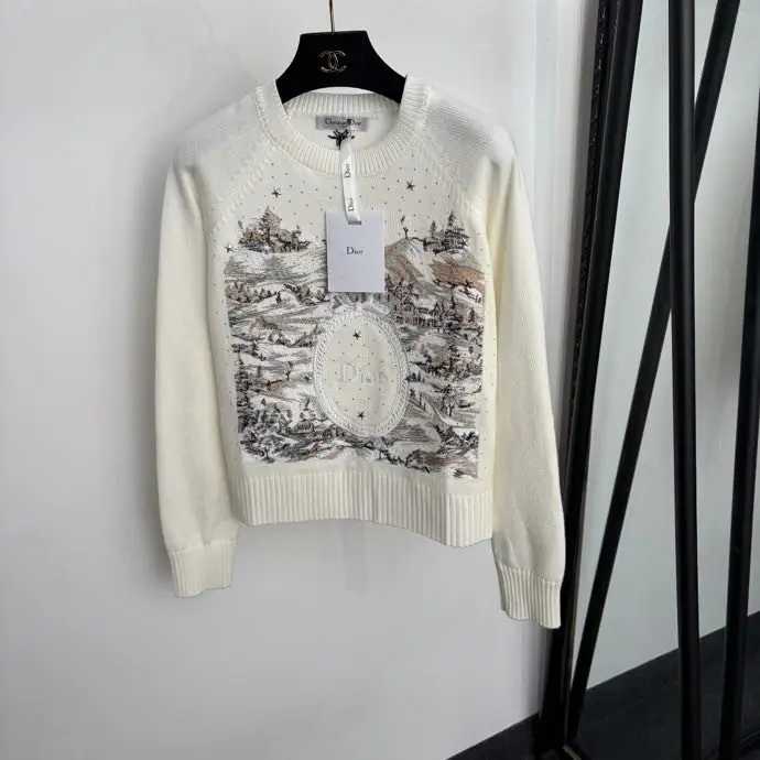 Christian Dior — Pullover female