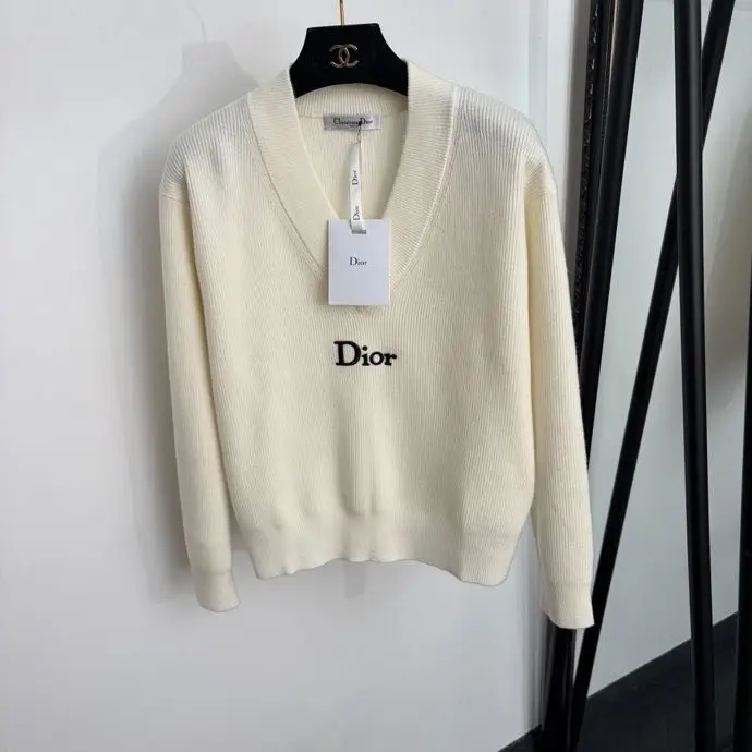 Christian Dior — Светр жіночий