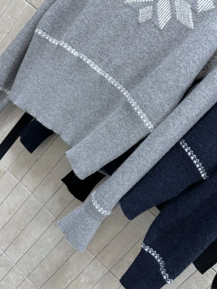 Christian Dior Pullover female — Photo 3