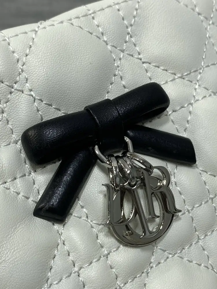 Christian Dior Стеганая сумка Dior Adiorable 20 см — Фото 3