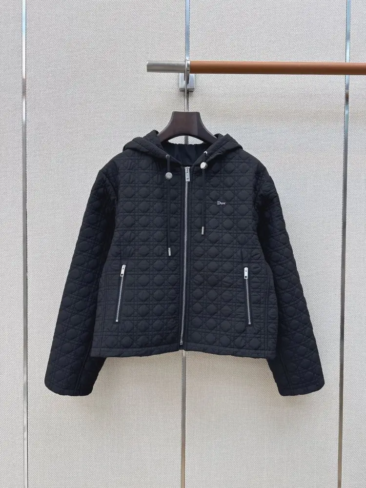 Christian Dior Quilted jacket Diana Cannage from hood — Photo 1