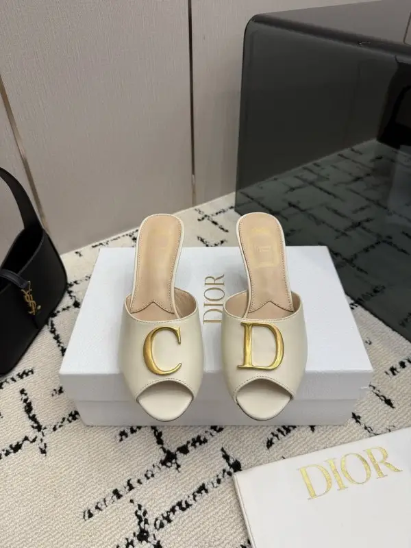 Christian Dior — Босоніжки