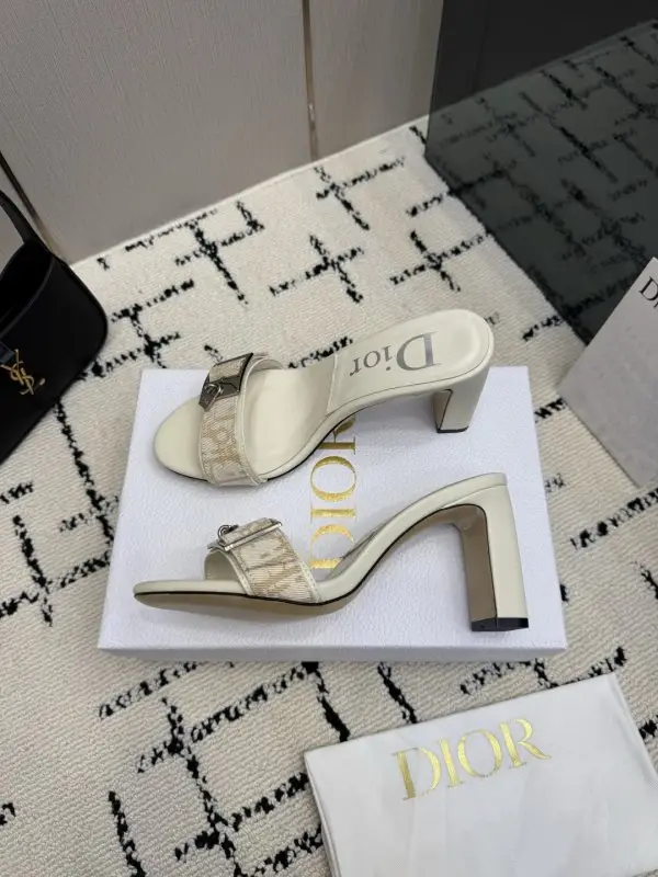 Christian Dior Босоніжки — Фото 5