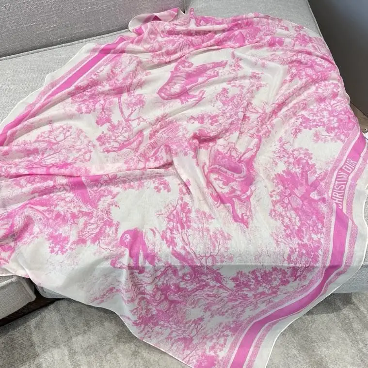 Christian Dior Shawl 120х160 cm — Photo 2