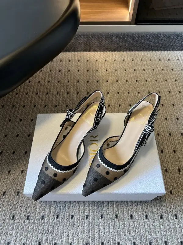 Christian Dior Туфли Early Autumn с заостренным носком — Фото 2
