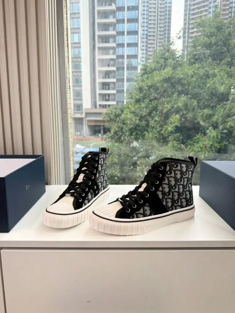 Christian Dior — Кеди жіночі Dior Saltwind Sneakers