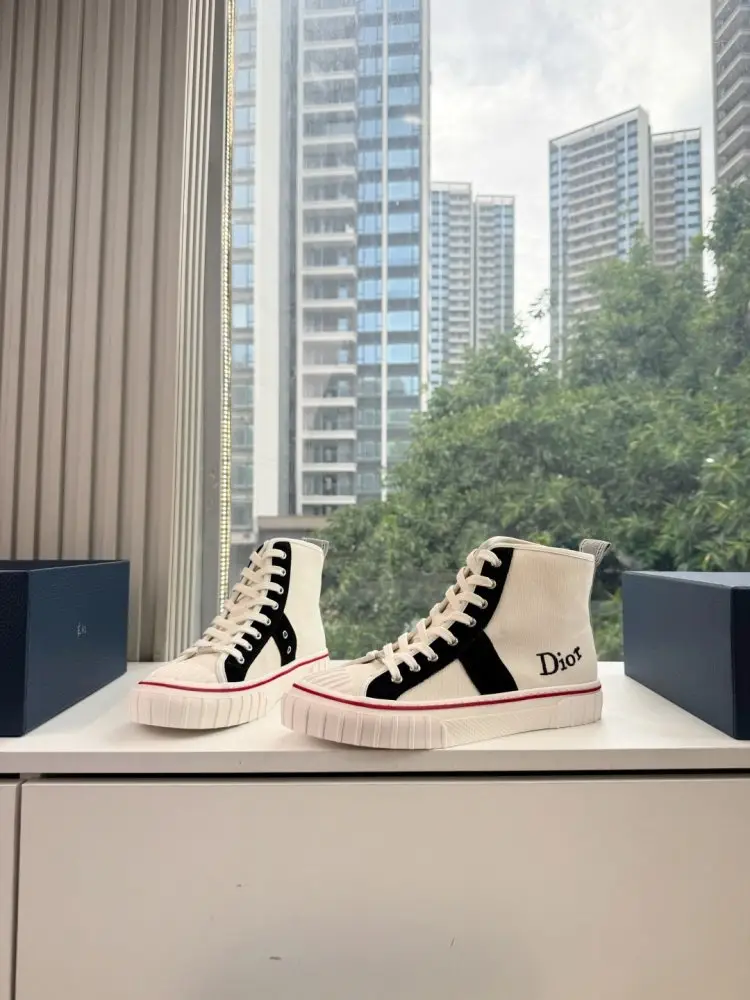 Christian Dior — Кеди жіночі Dior Saltwind Sneakers