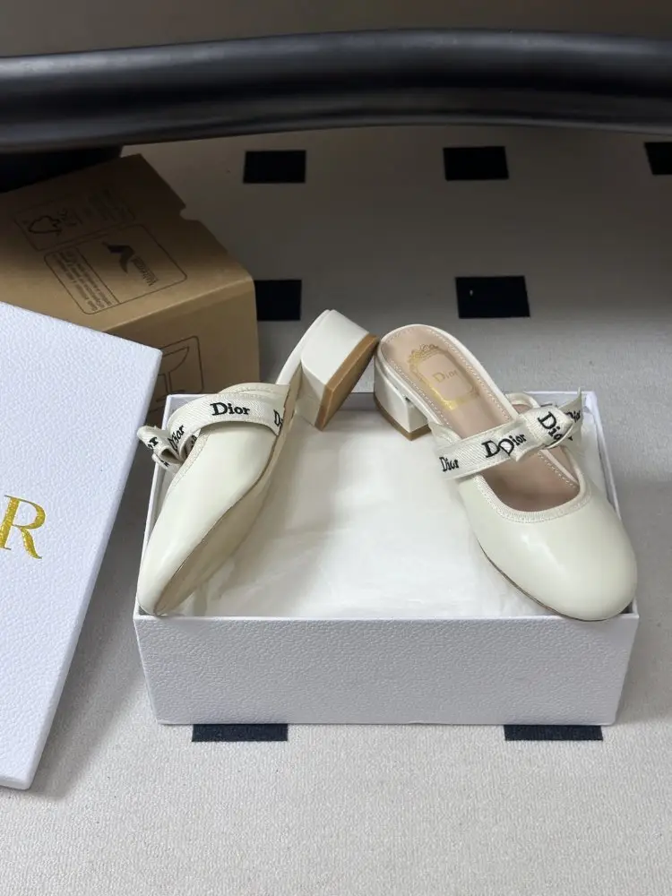 Christian Dior Туфли женские — Фото 3