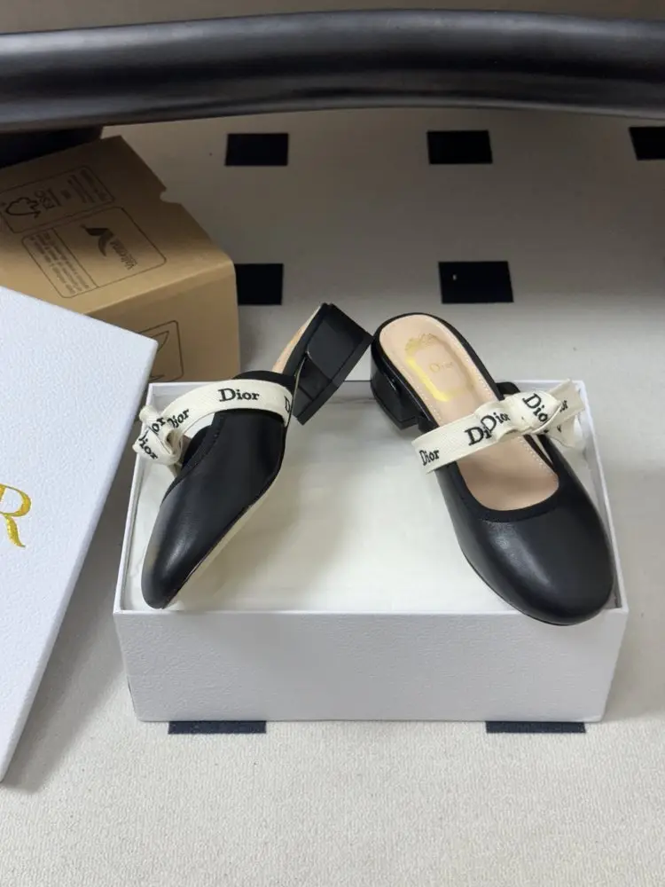 Christian Dior Туфли женские — Фото 4