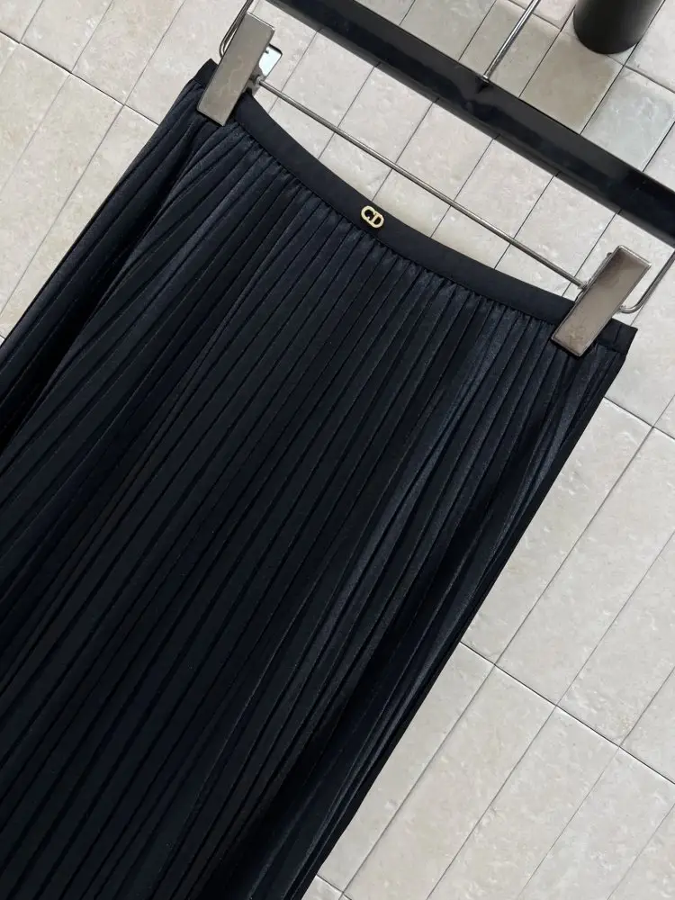 Christian Dior Skirt — Photo 4