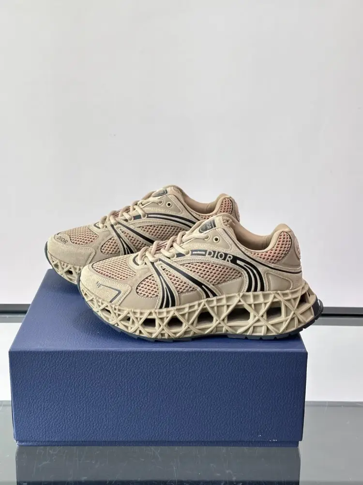 Christian Dior Sneakers B35 men's — Photo 3