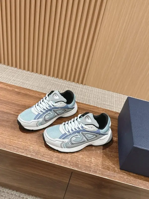 Christian Dior Sneakers men's B30 — Photo 1