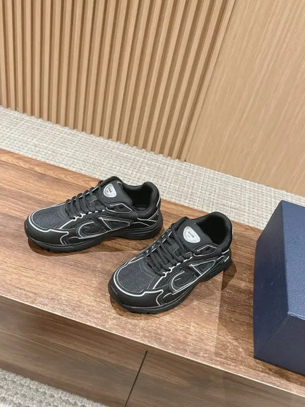 Christian Dior — Sneakers men's B30