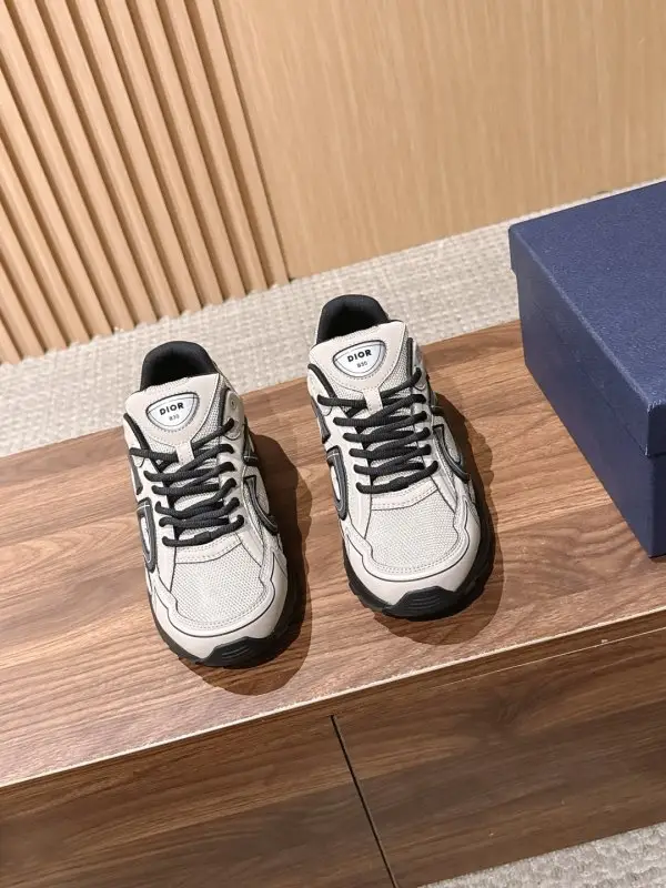 Christian Dior Sneakers men's B30 — Photo 2