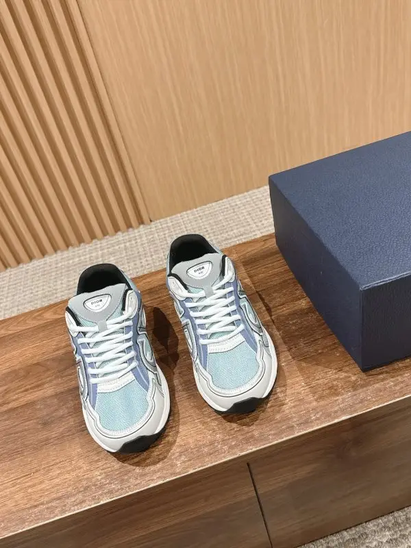 Christian Dior Sneakers men's B30 — Photo 2