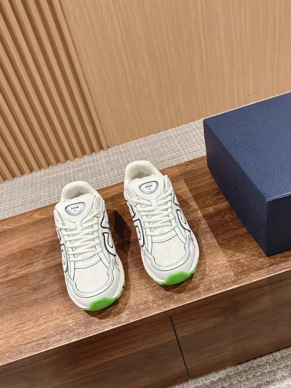Christian Dior Sneakers men's B30 — Photo 2