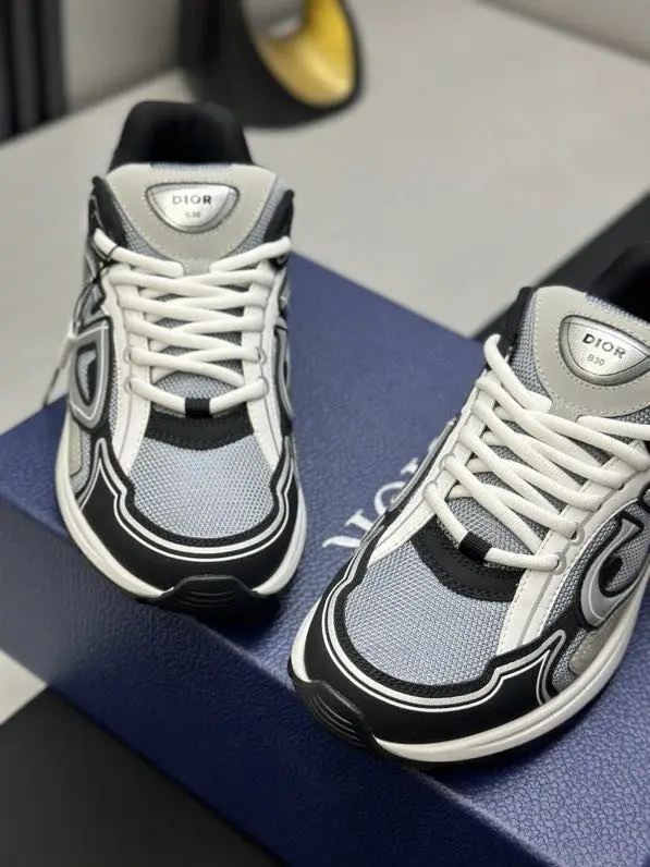 Christian Dior Sneakers women's — Photo 5