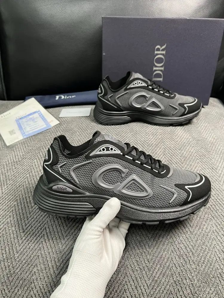 Christian Dior Sneakers — Photo 4