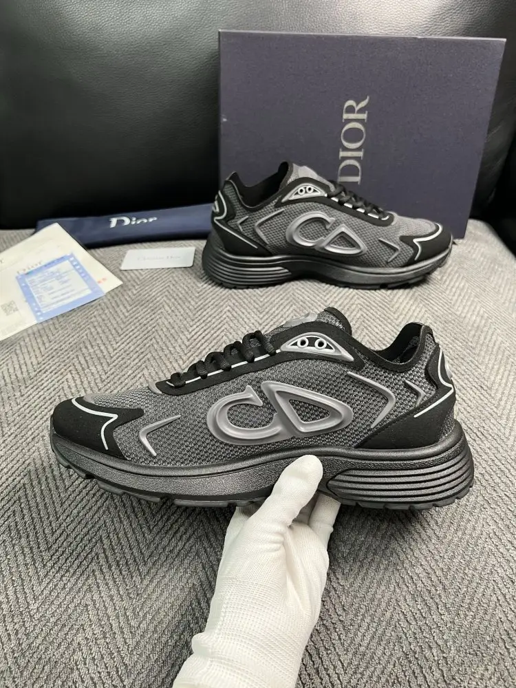 Christian Dior Sneakers — Photo 5