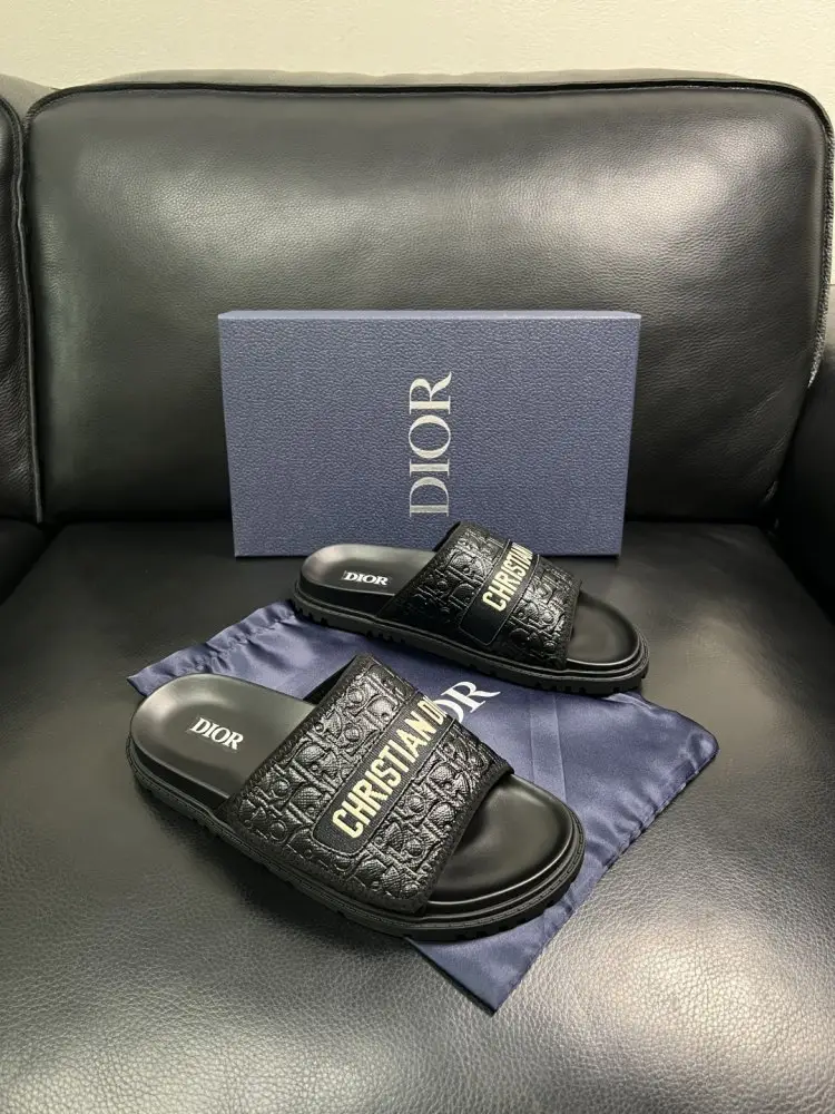 Christian Dior — Шльопанці чоловічі