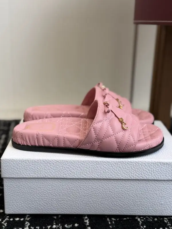 Christian Dior Шльопанці — Фото 2