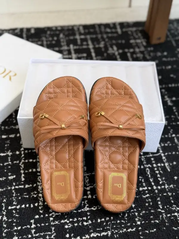 Christian Dior Шльопанці — Фото 3