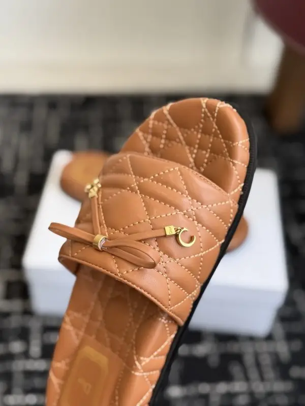 Christian Dior Шльопанці — Фото 4