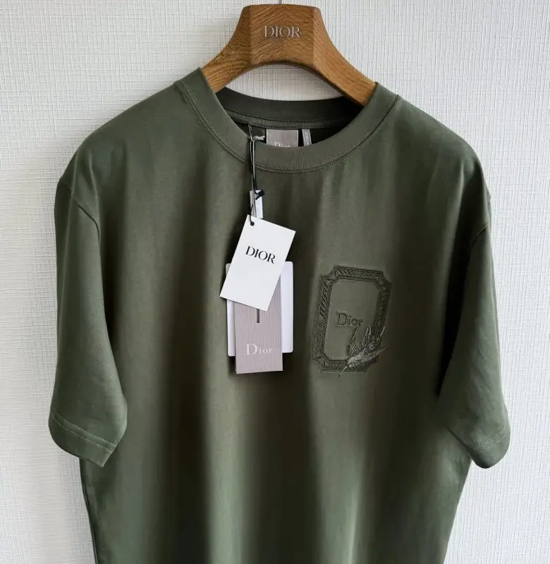 Christian Dior T-shirt women's — Photo 2