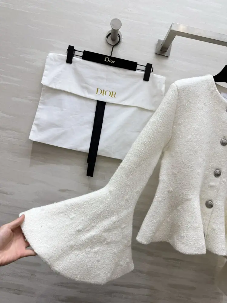 Christian Dior Tweed jacket from ruffles — Photo 2