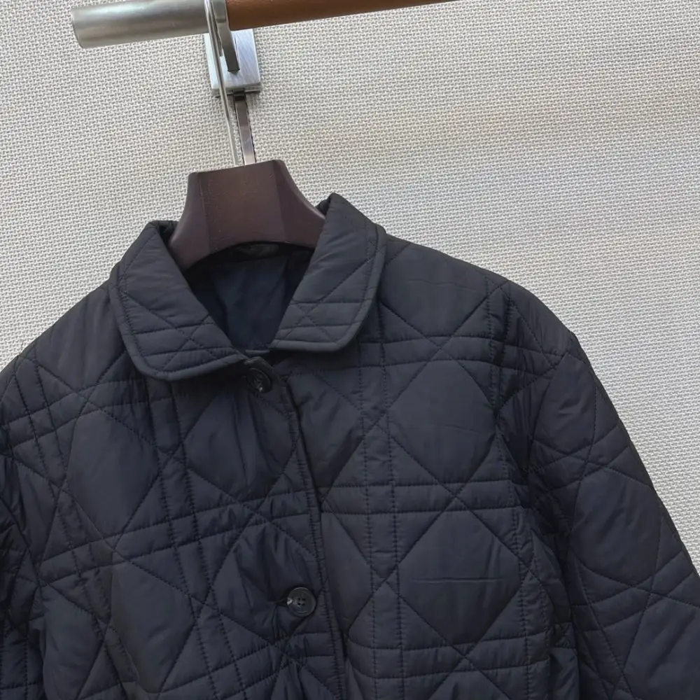 Christian Dior Winter jacket from strings on waist and quilted the bottom — Photo 4