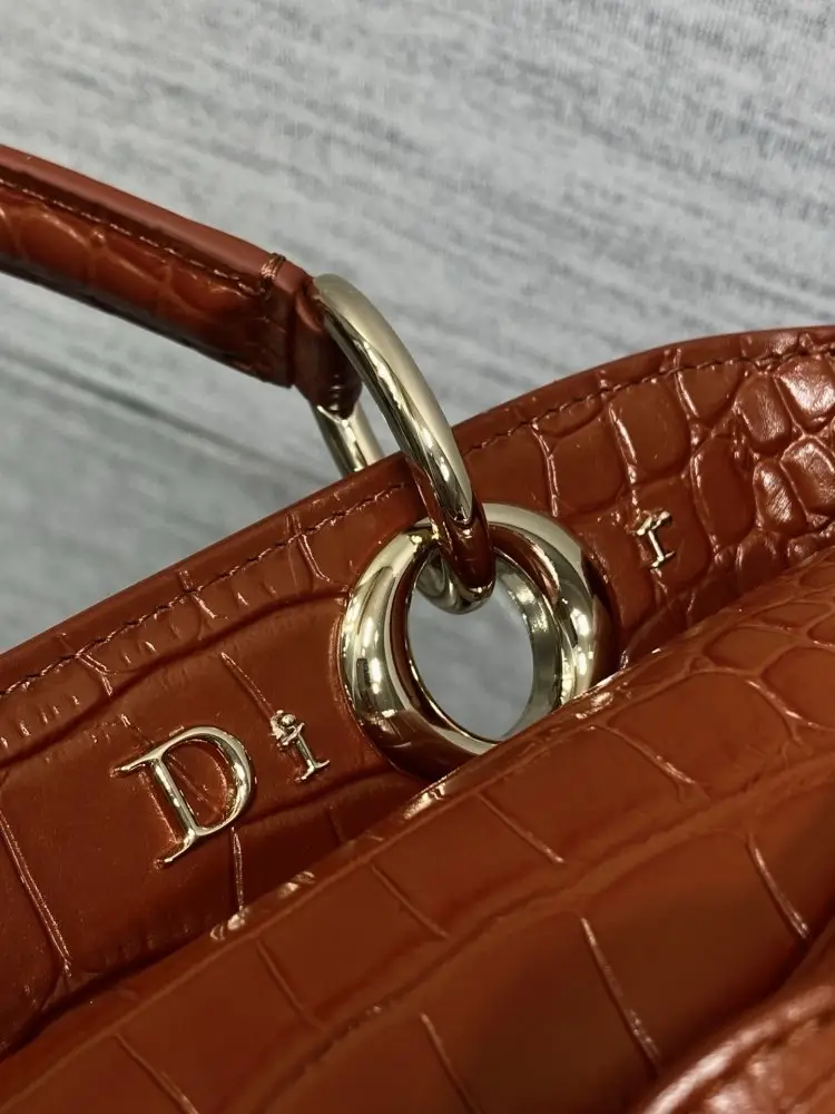 Christian Dior Жіноча шкіряна сумка Dior Cigale 28 см — Фото 3