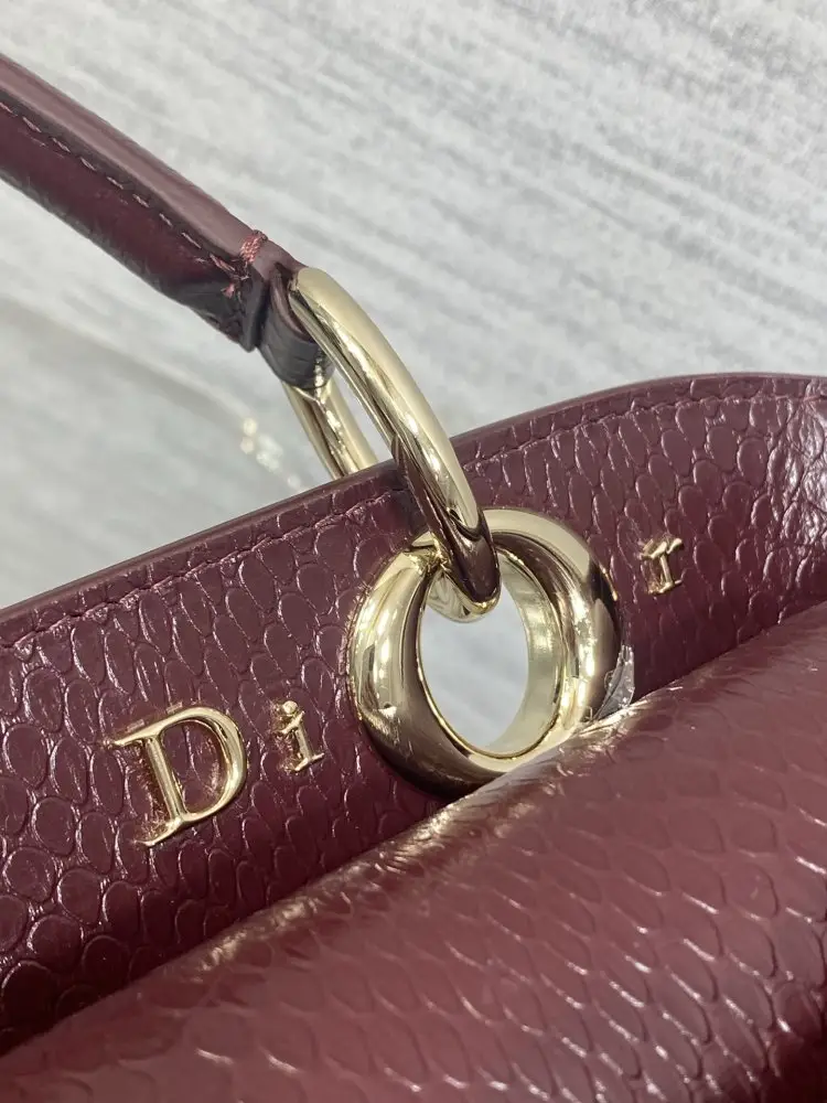Christian Dior Женская кожаная сумка Dior Cigale 28 см — Фото 3