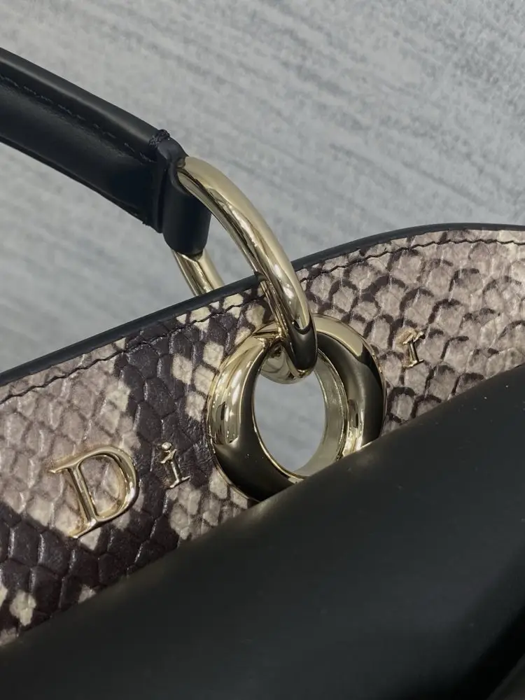 Christian Dior Жіноча шкіряна сумка Dior Cigale 28 см — Фото 3